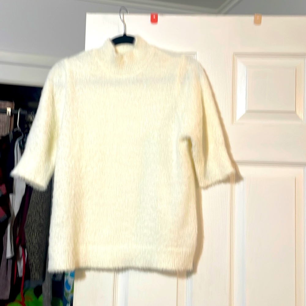 Marled Reunited Clothing brand cream colored mohair look sweater Size Large
